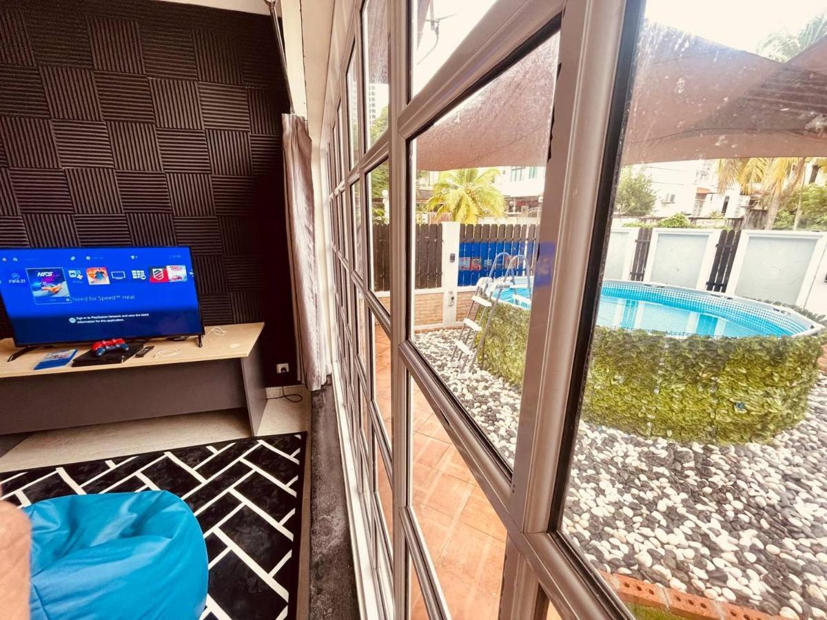 באטו פרינג'י Trendy Family Getaway By Stayco - Mini-Pool, Outdoor Cinema, Air Loft, Ps4, Ktv - Just 2 Mins To Beach! מראה חיצוני תמונה